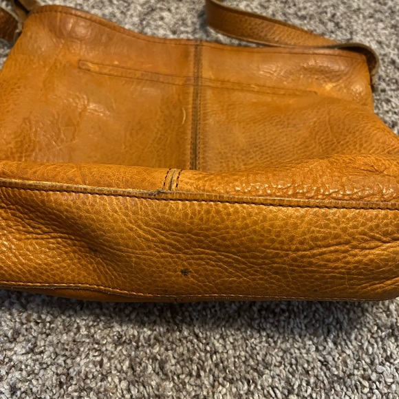 Genuine leather Duluth Trading Co. purse! - Picture 3 of 5